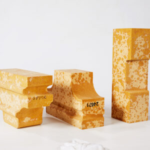 China manufactures custom-made special-shaped silica refractory bricks.